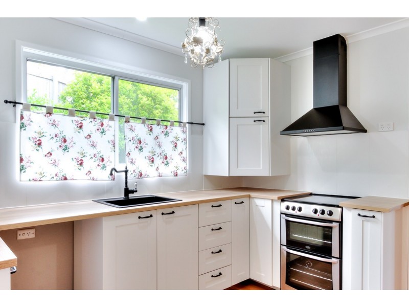 20 Mitre Street, Holmview QLD 4207