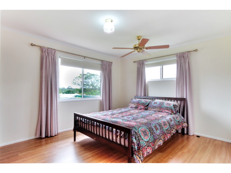 20 Mitre Street, Holmview QLD 4207