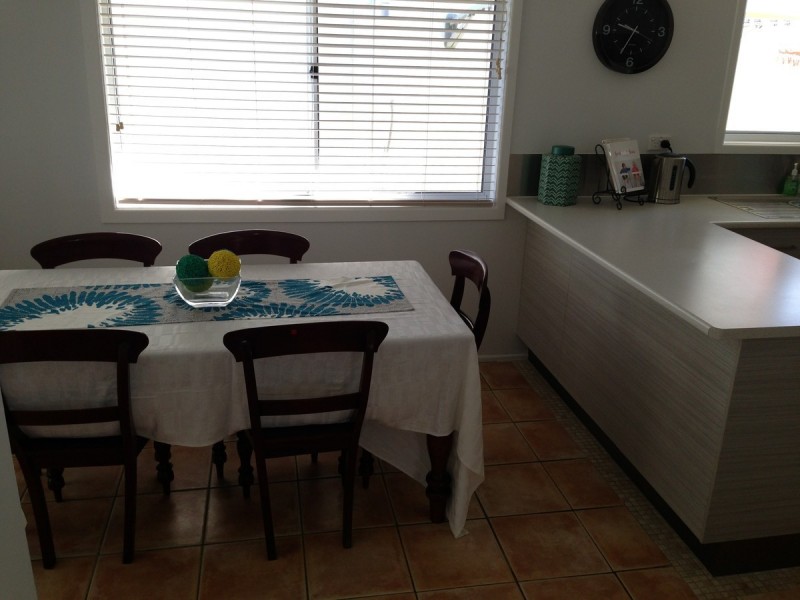 6 Hilarie Avenue, Springwood QLD 4127