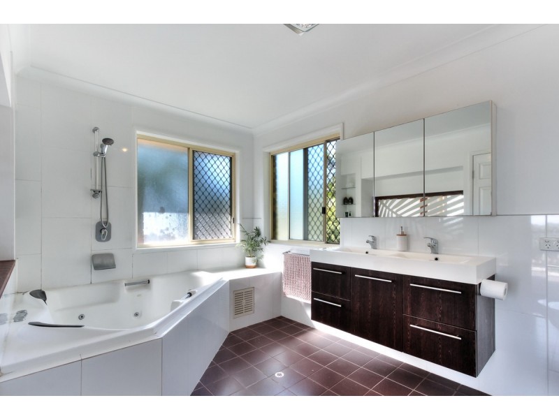 59 Andromeda Avenue, Tanah Merah QLD 4128