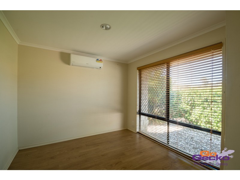 97 Lakeside Avenue, Springfield Lakes QLD 4300