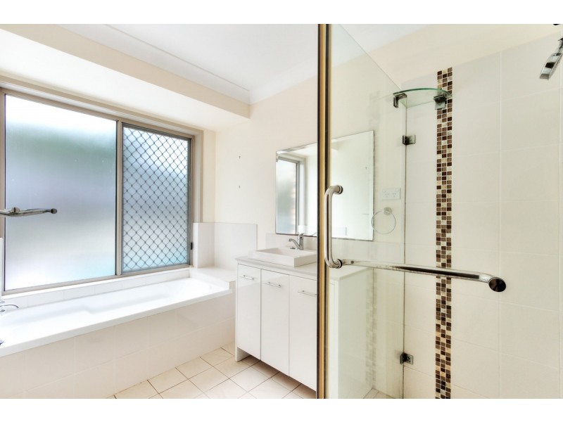 25 Parkview Crescent, Cornubia QLD 4130