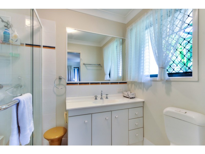 23D Clivia Crescent, Daisy Hill QLD 4127