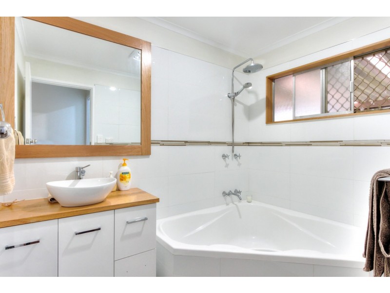 38 Stellmach Street, Everton Park QLD 4053