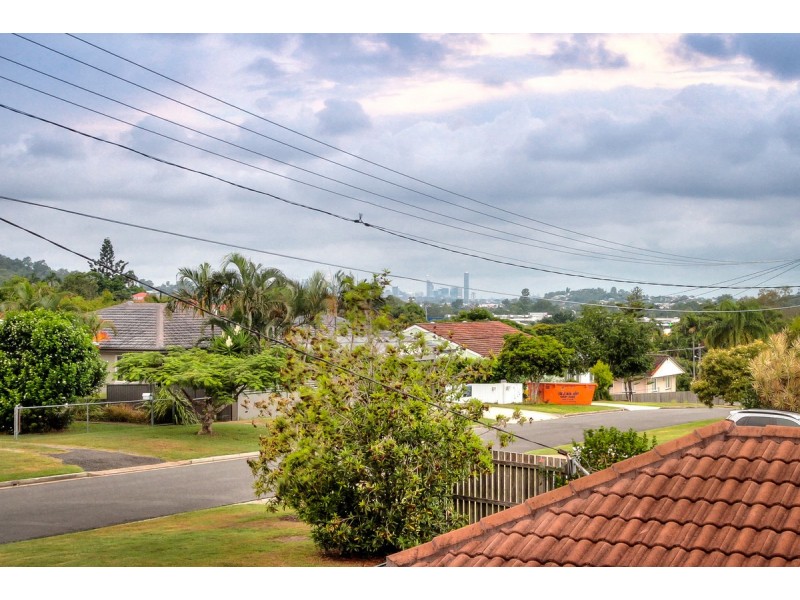 38 Stellmach Street, Everton Park QLD 4053