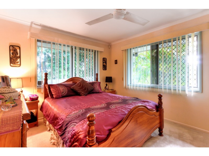 11 Warnambul Road, Shailer Park QLD 4128