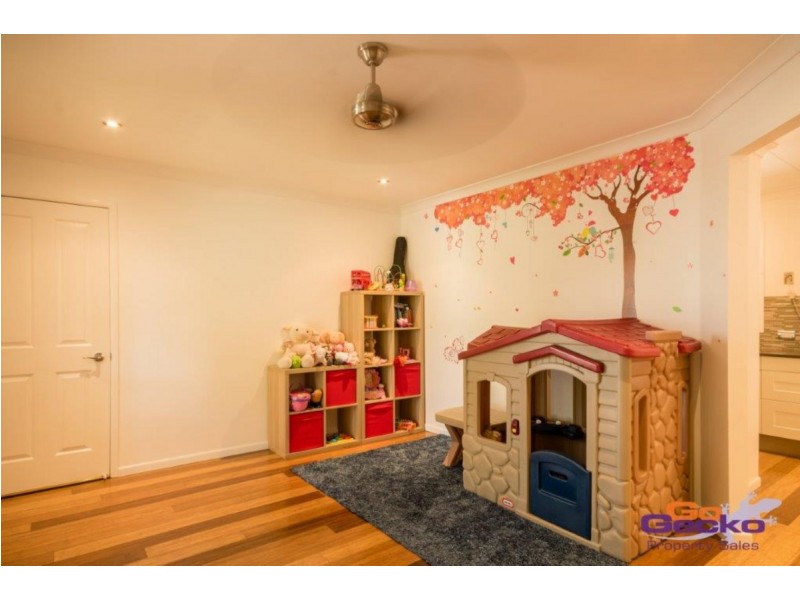 14 Cascade Street, Raceview QLD 4305