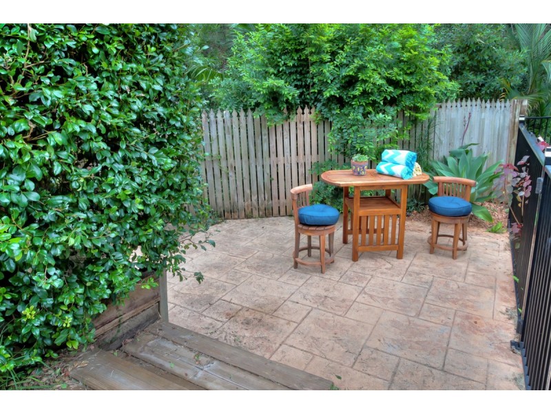 6 Adale Court, Daisy Hill QLD 4127