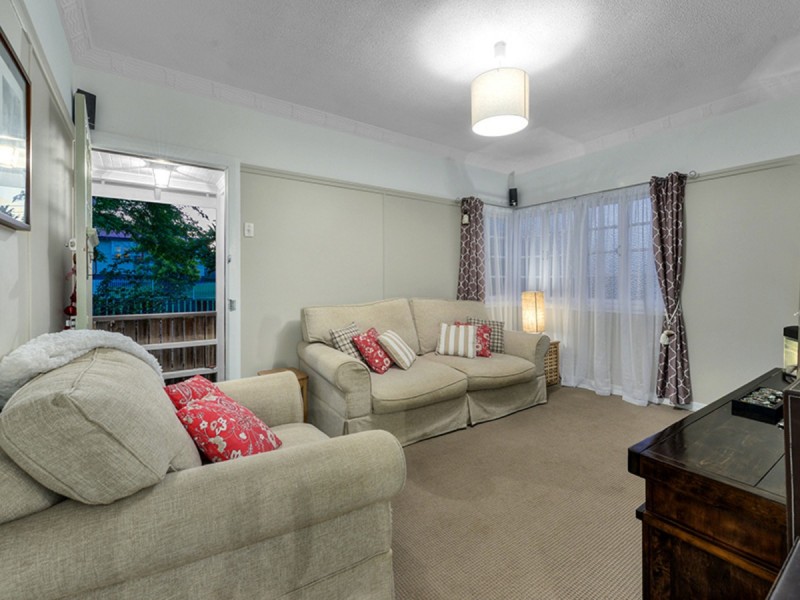 70 Hilda Street, Alderley QLD 4051