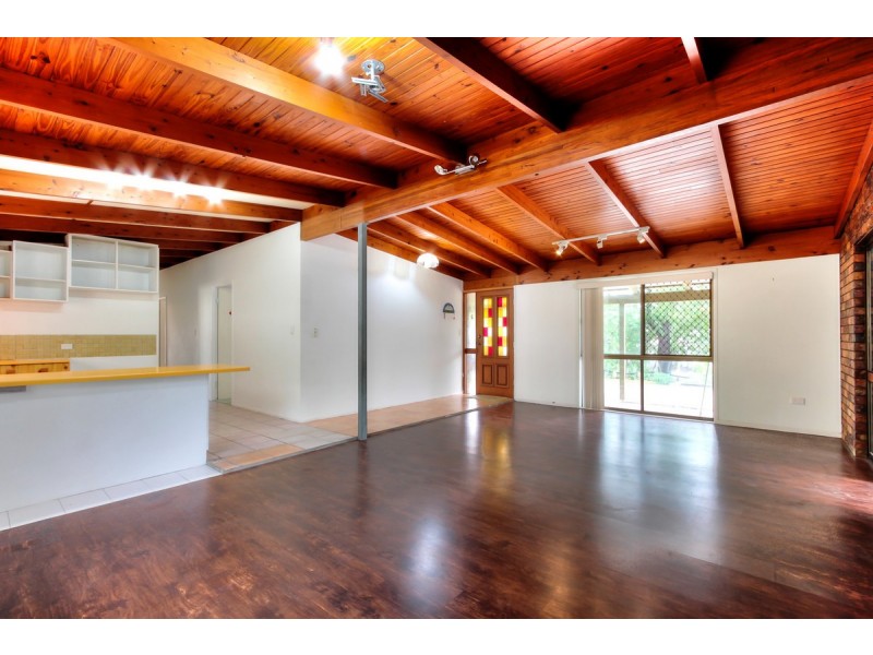 13 Mandew Street, Shailer Park QLD 4128