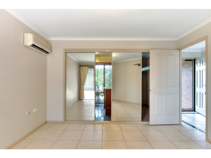 6 Cardwell Court, Meadowbrook QLD 4131