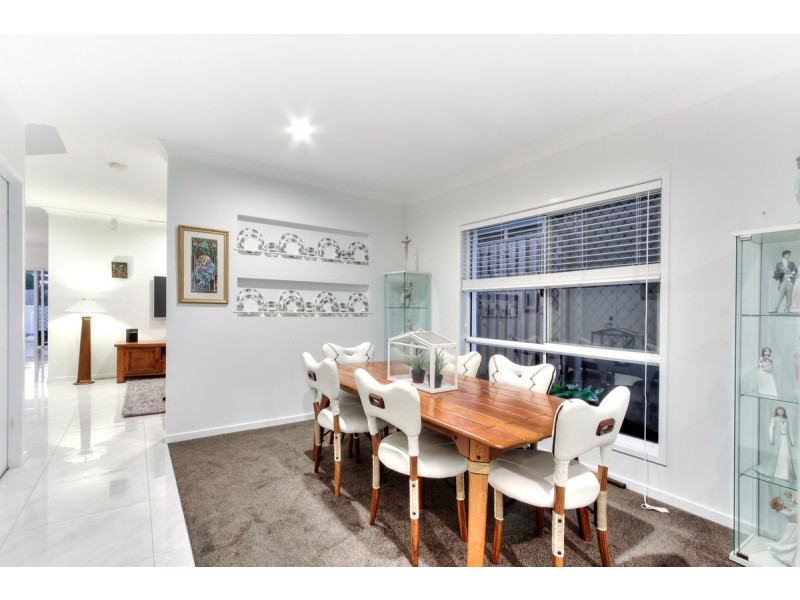 38 Phoenix Street, Rochedale QLD 4123