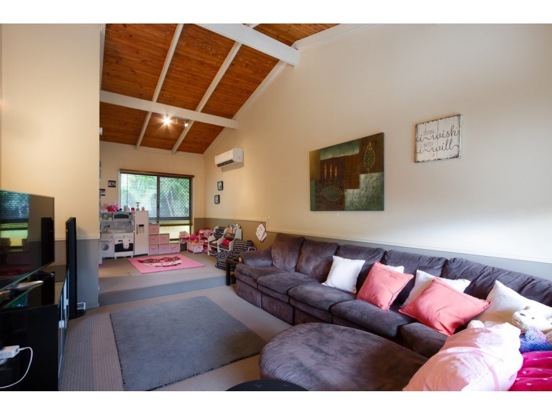 3 Light Street, Springwood QLD 4127