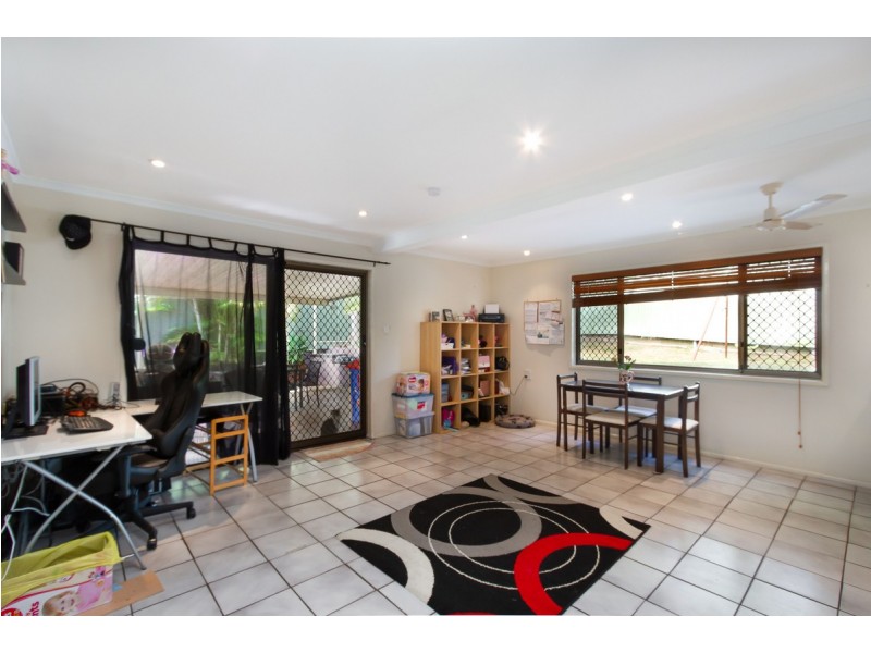 3 Light Street, Springwood QLD 4127