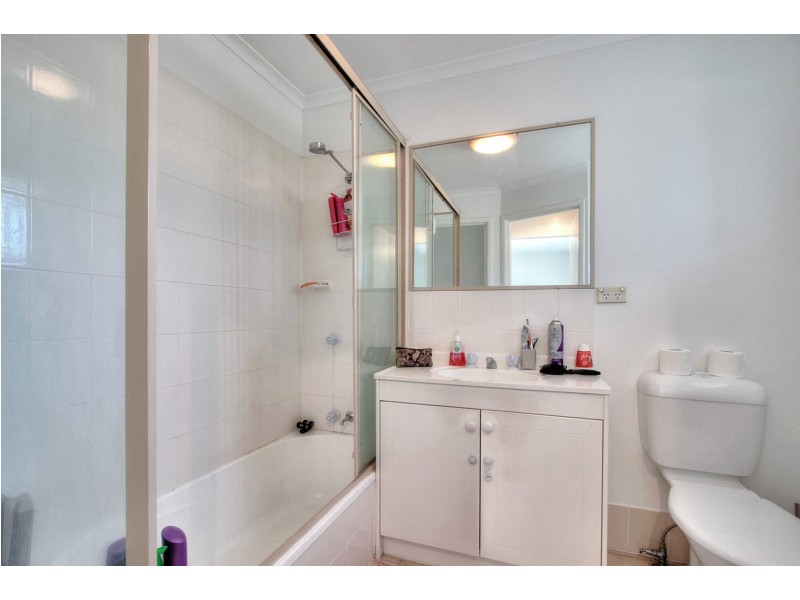 36/108 Overland Drive, Edens Landing QLD 4207