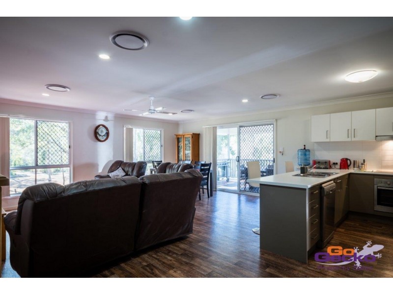 29 Salomon Court, Goodna QLD 4300