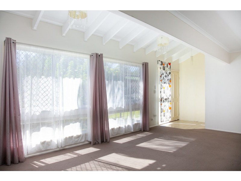 33 Adelong Road, Shailer Park QLD 4128