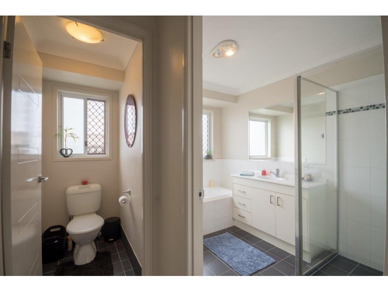 256 Alawoona Street, Redbank Plains QLD 4301