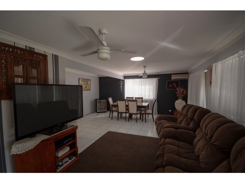 15 Melinda Street, Camira QLD 4300