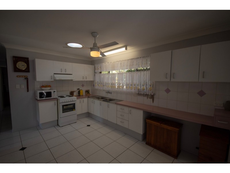 15 Melinda Street, Camira QLD 4300