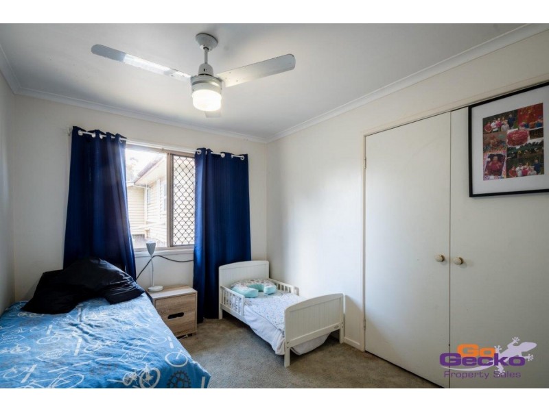 21 Joseph, Dinmore QLD 4303