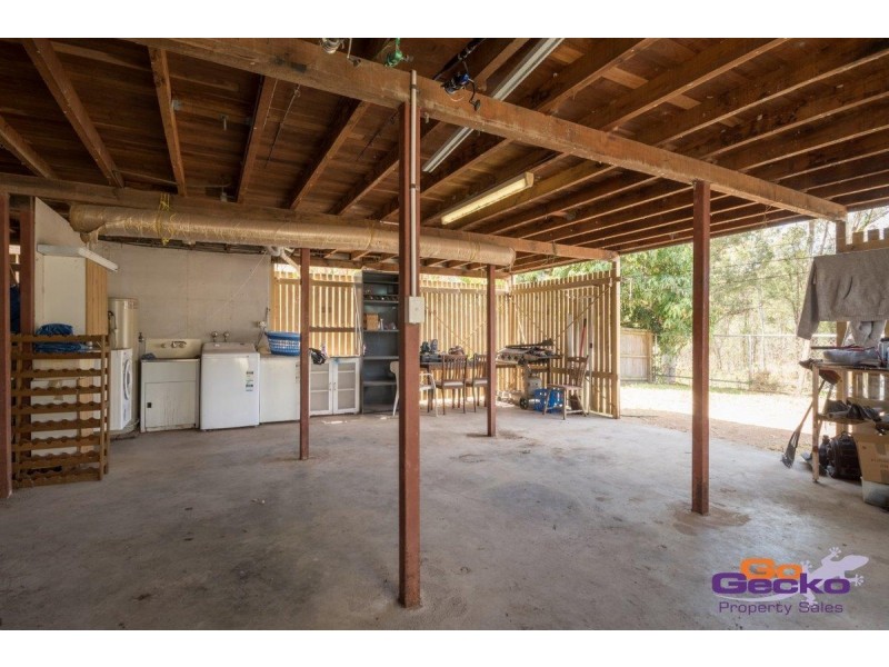 21 Joseph, Dinmore QLD 4303