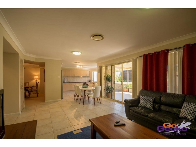 17 Shangrila Crescent, Springfield Lakes QLD 4300