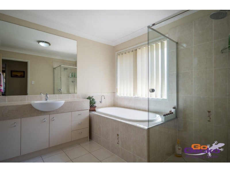 17 Shangrila Crescent, Springfield Lakes QLD 4300