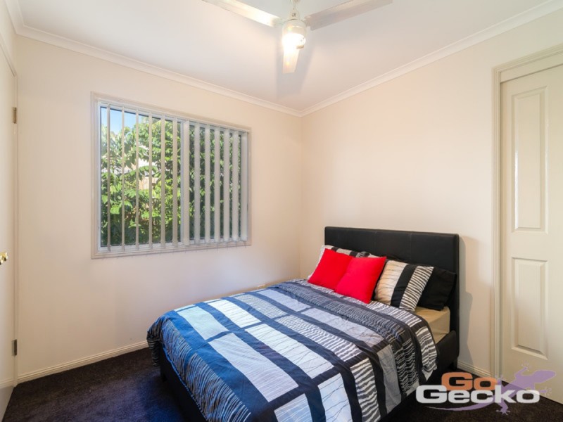225 Upper Lyndale Street, Shailer Park QLD 4128