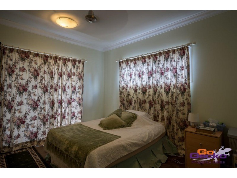 9 Eclipse, Springfield Lakes QLD 4300