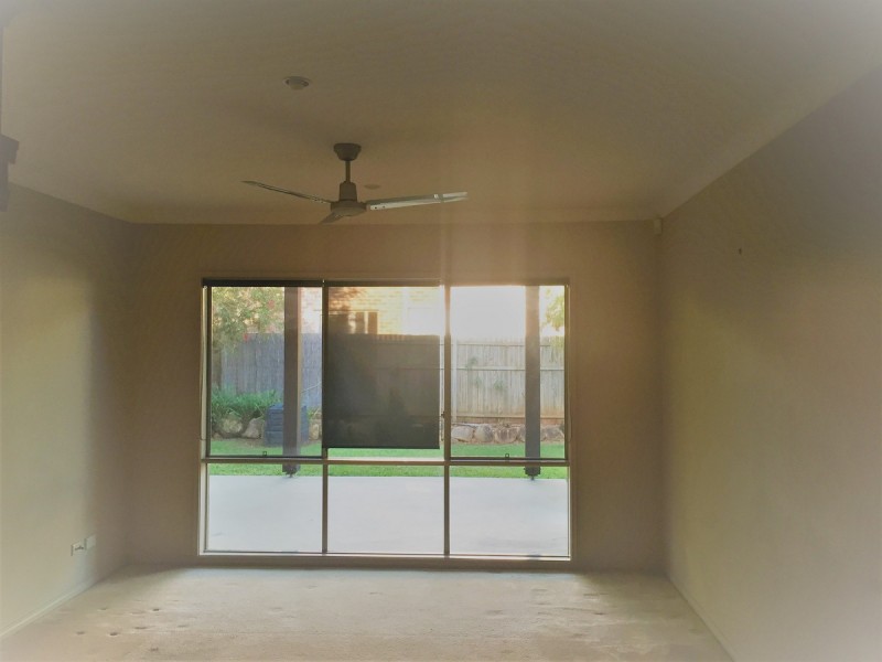 2 Karinya Court, Redland Bay QLD 4165