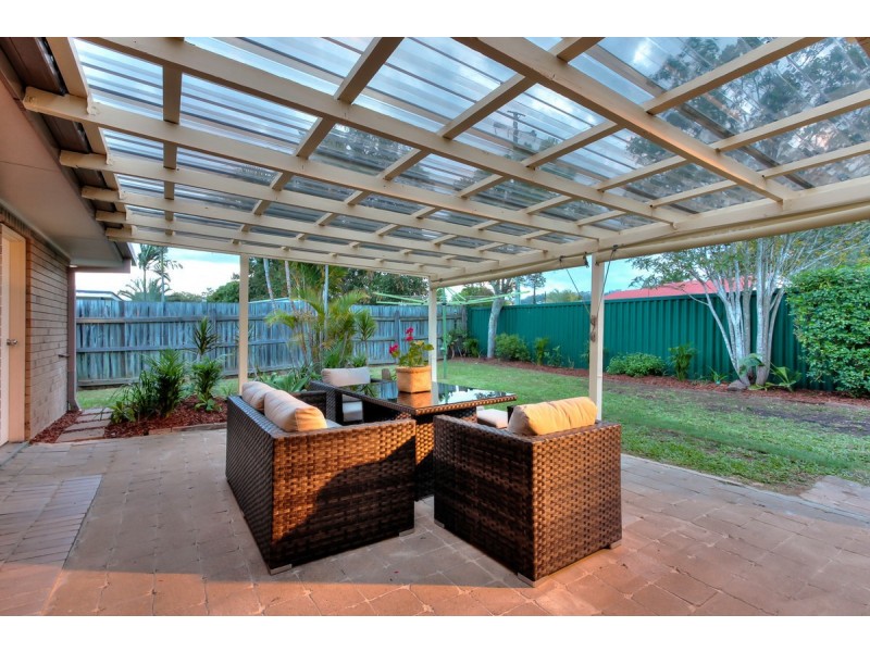 12 Yorkshire Crescent, Mount Warren Park QLD 4207