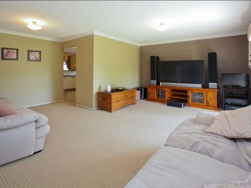 50 Ravenswood Lane, Springfield QLD 4300