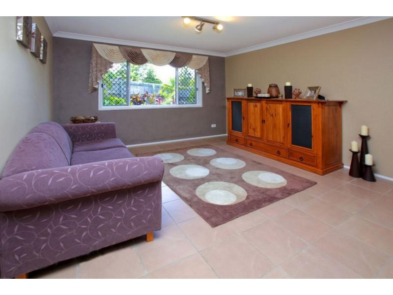 50 Ravenswood Lane, Springfield QLD 4300