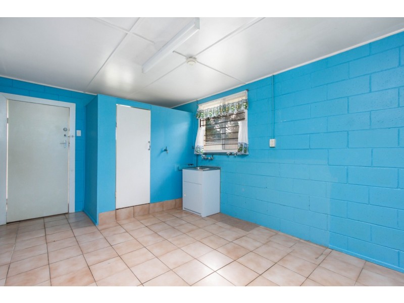 110 Mayes Avenue, Kingston QLD 4114