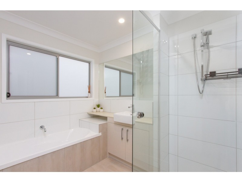 84 Reuben Street, Stafford QLD 4053