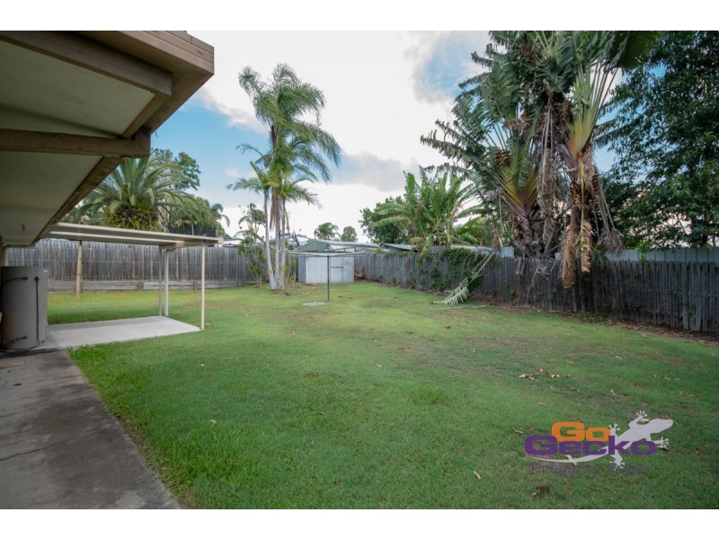 8 Regency Drive, Regents Park QLD 4118