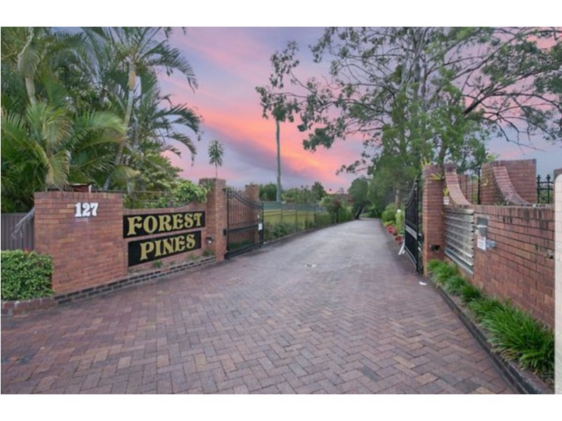 17/127 Barbaralla Drive, Springwood QLD 4127