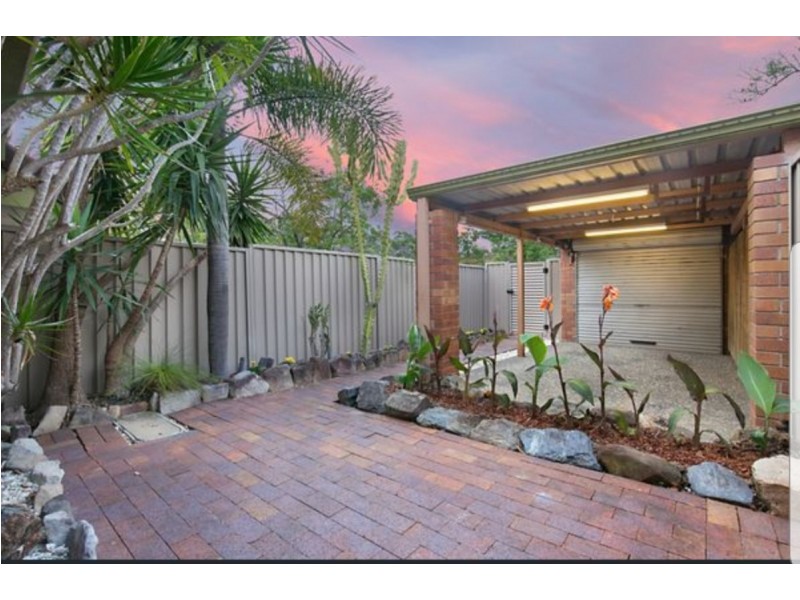 17/127 Barbaralla Drive, Springwood QLD 4127