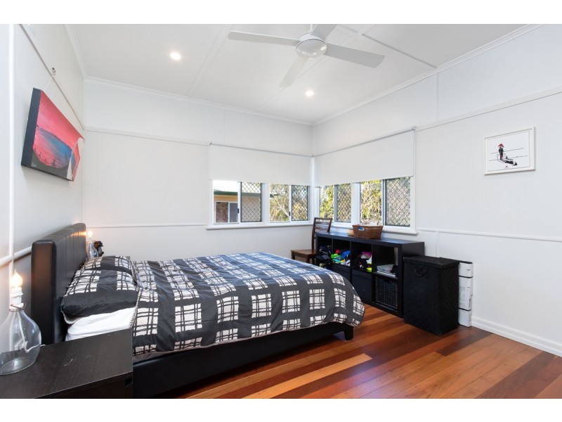 15 Garde Street, Stafford QLD 4053