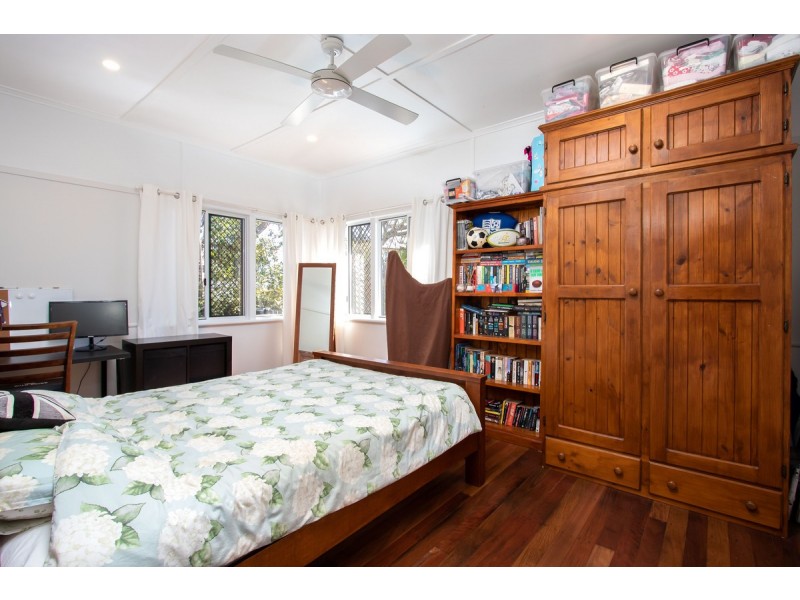 15 Garde Street, Stafford QLD 4053