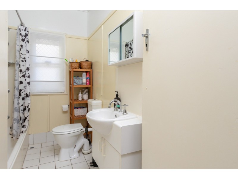 15 Garde Street, Stafford QLD 4053