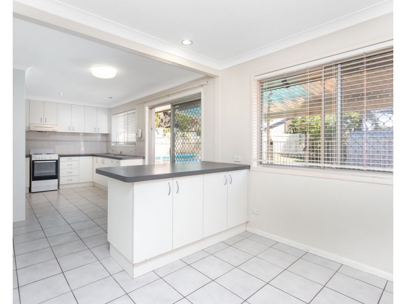 35 Barbaralla Drive, Springwood QLD 4127