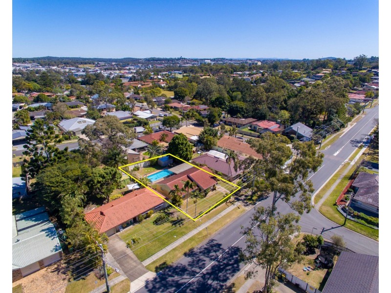 35 Barbaralla Drive, Springwood QLD 4127