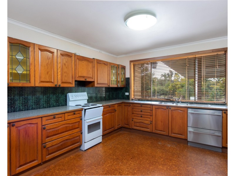 415 Springwood Road, Daisy Hill QLD 4127