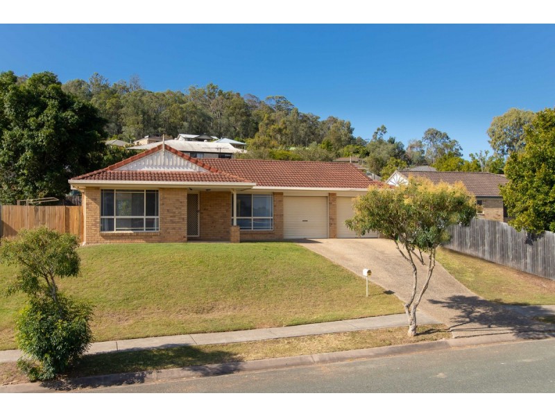 130 Pohon Drive, Tanah Merah QLD 4128