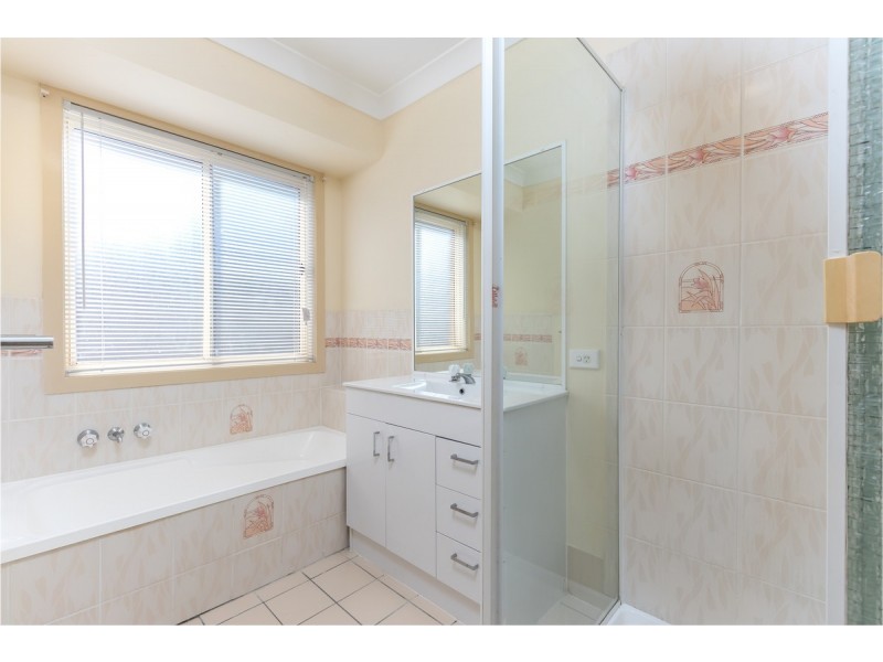 130 Pohon Drive, Tanah Merah QLD 4128