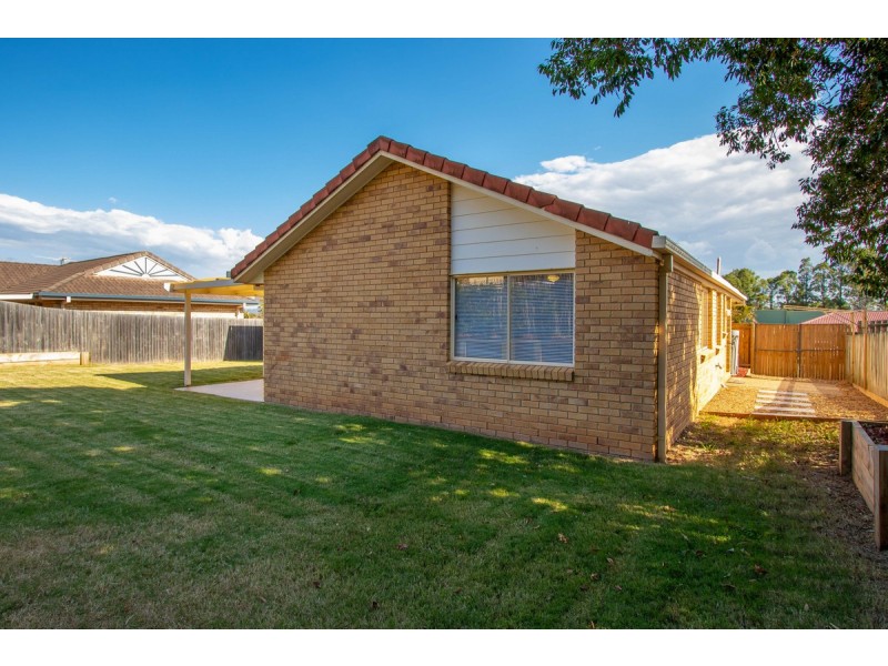 130 Pohon Drive, Tanah Merah QLD 4128