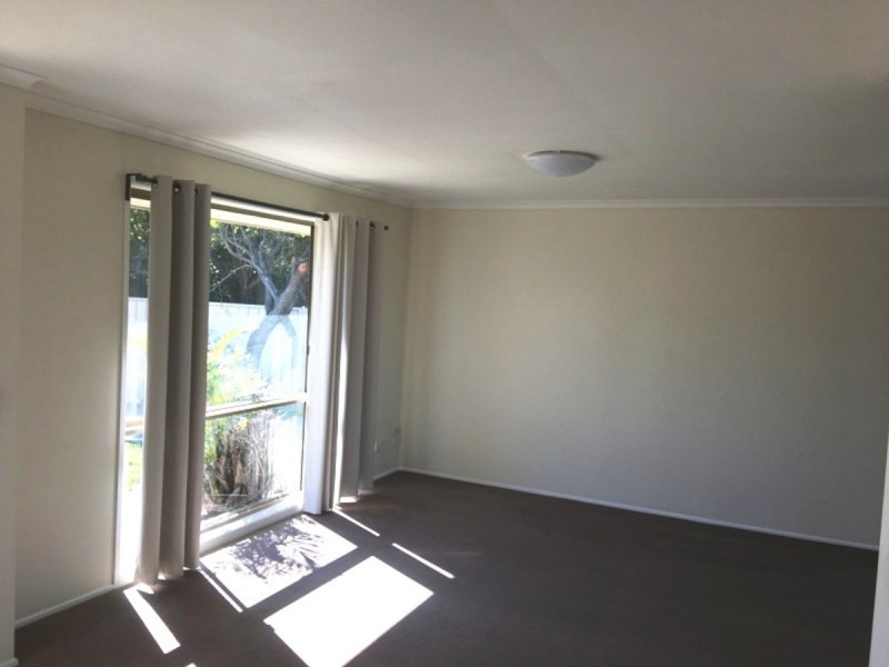 7 Perak Court, Tanah Merah QLD 4128