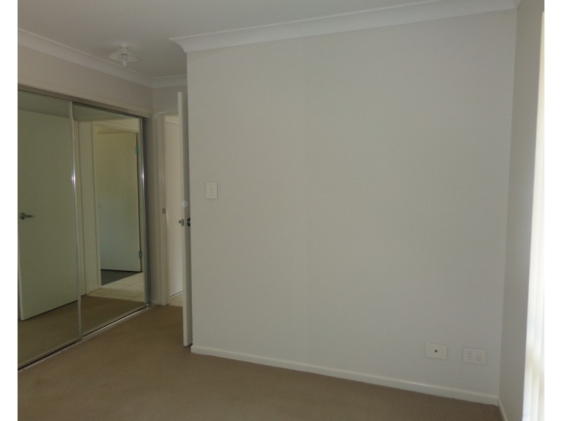 1/122a Queen Street, Goodna QLD 4300